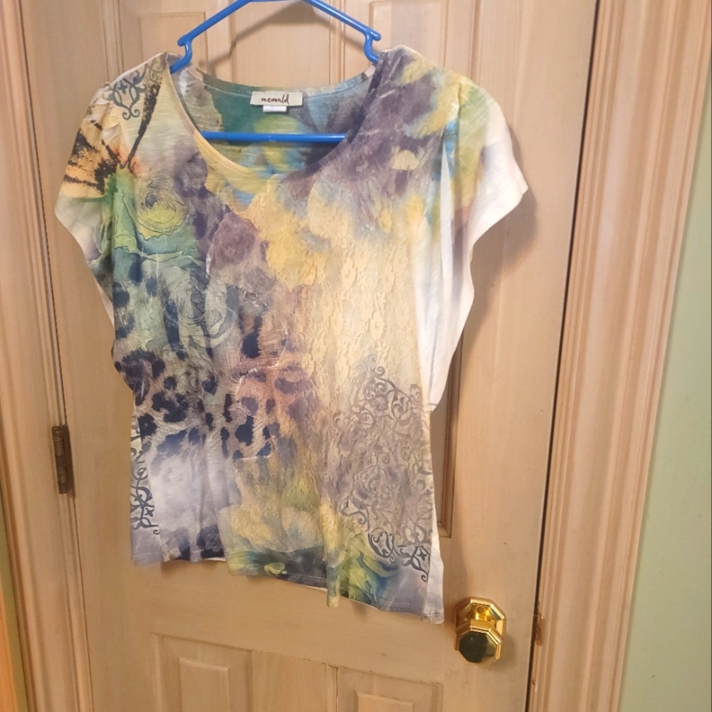 Womens Small One World Floral Lace Shirt Misses Whimsy